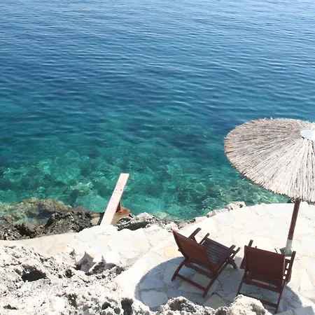 Seafront Eva, Lefkada,greece * Marantochori